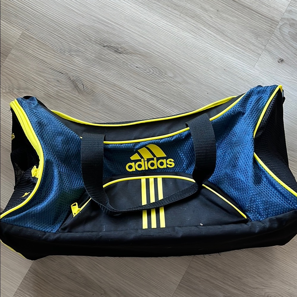 Adidas Blue and Black Men's Sports Bag
Used.
Very clean inside